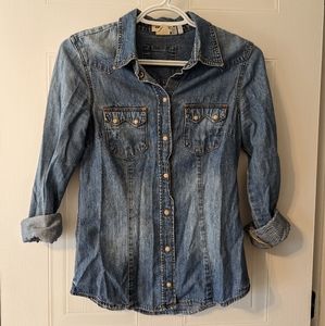 H&M chambray button up